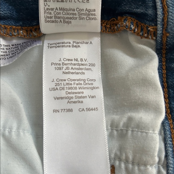 J. Crew 9” Vintage Slim Straight jeans in medium blue - Picture 8 of 8